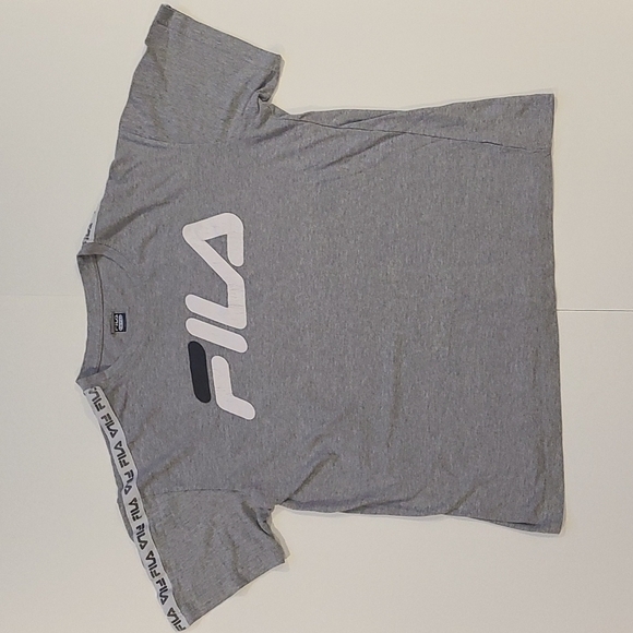 3/$20 FILA Gray Logo Shoulder Trim T-shirt - Picture 2 of 6
